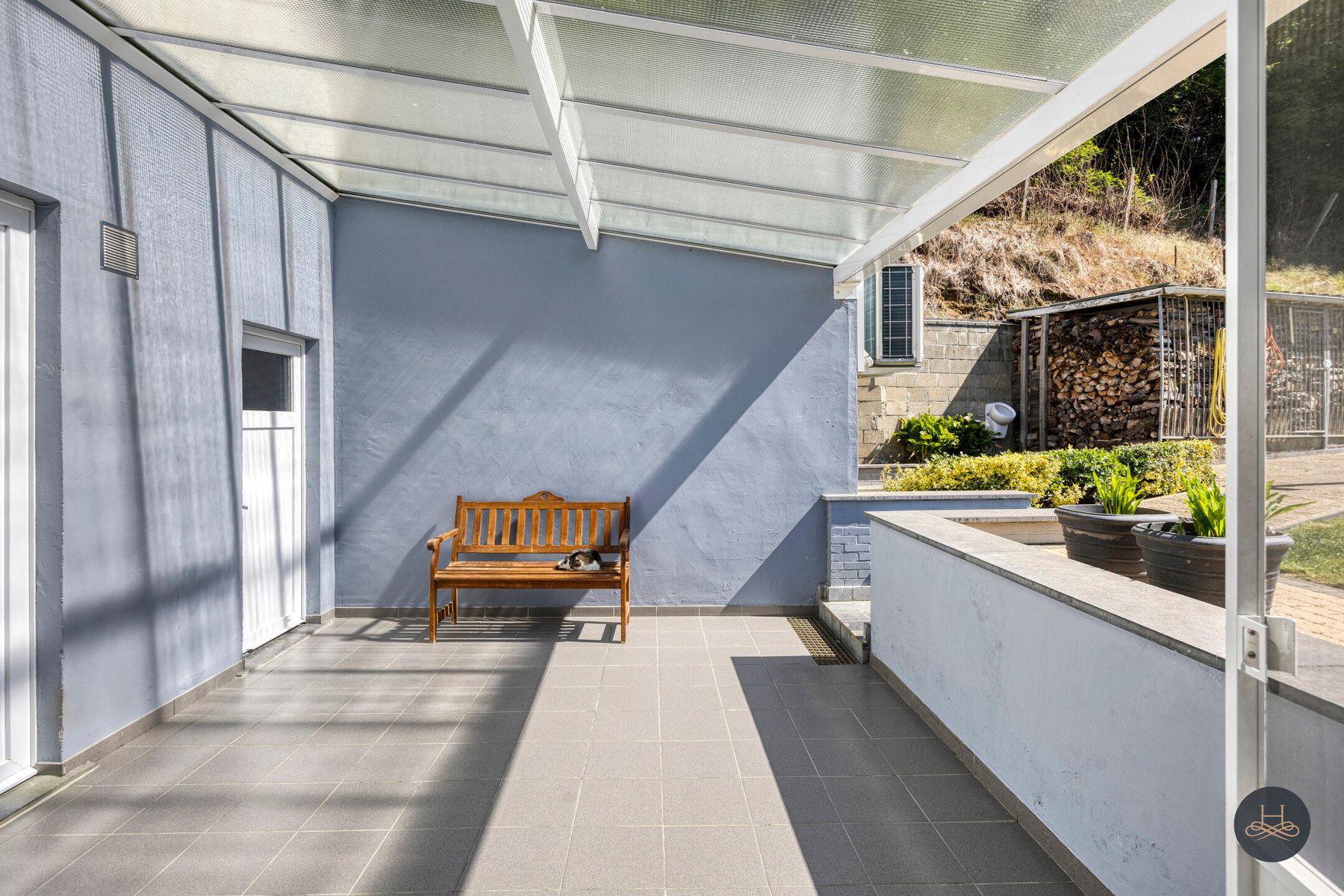 Woning met ruime loods op royaal perceel foto 27