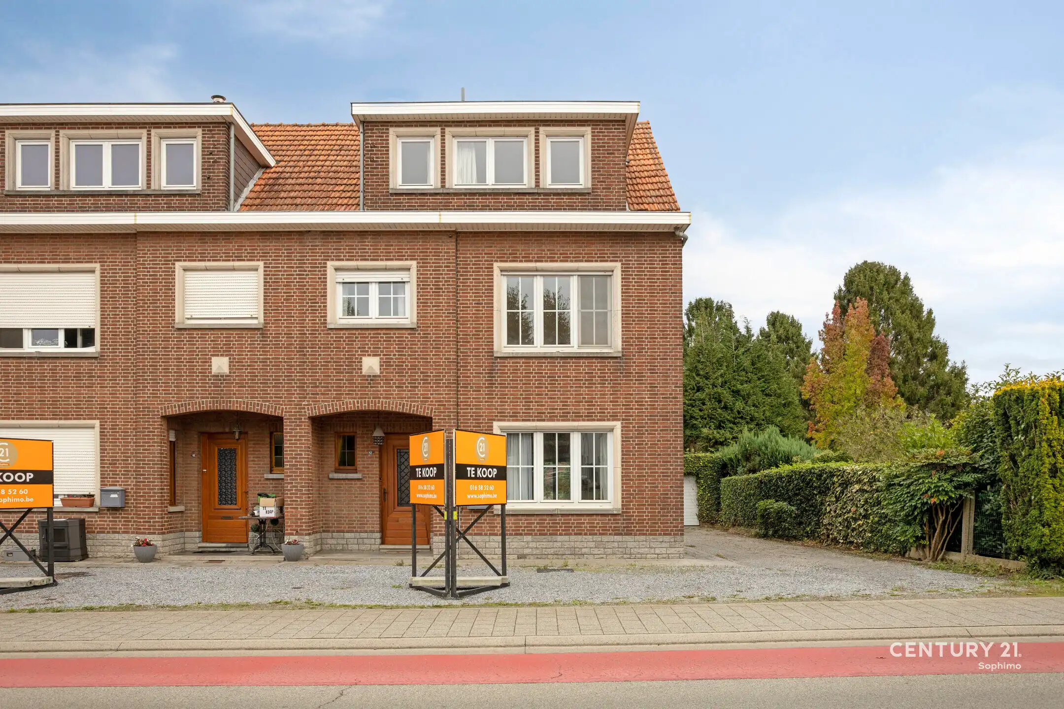 Halfopen bebouwing op perceel van 11a95 foto 2