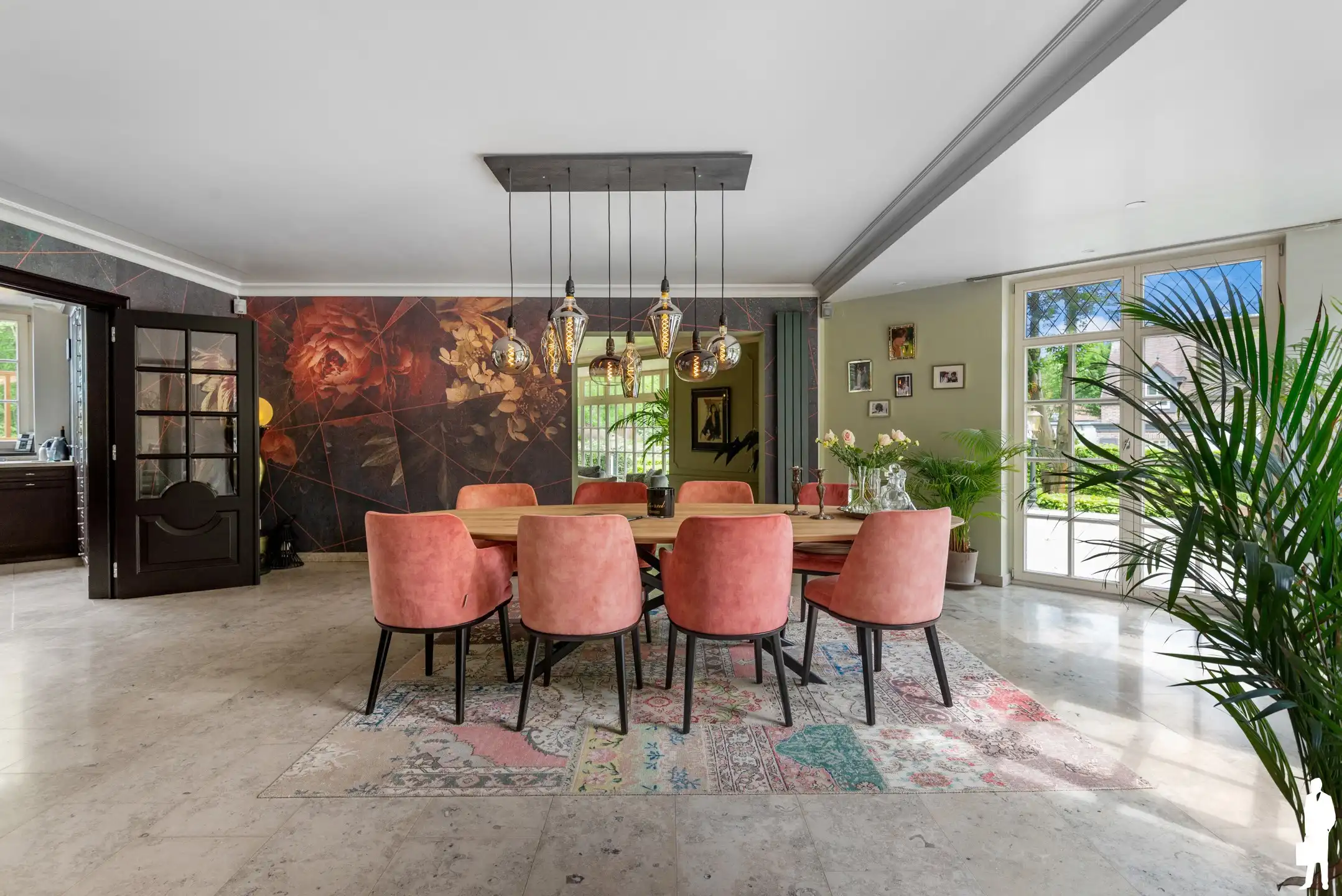 Exclusieve villa met zwembad op een perceel van 6.420 m² foto 9