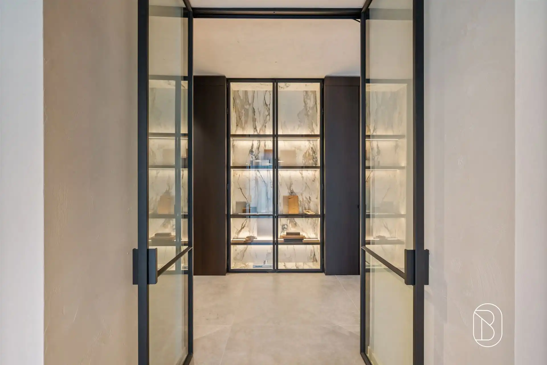 Luxueus afgewerkte kantoorruimte foto 7