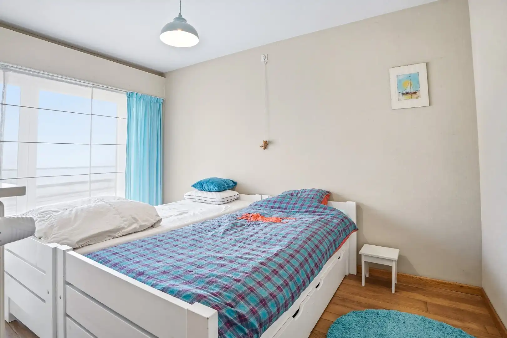 Instapklaar en lichtrijk 3-slaapkamerappartement (109 m²)met terras en parkeerplaats te Oostduinkerke.  foto 11