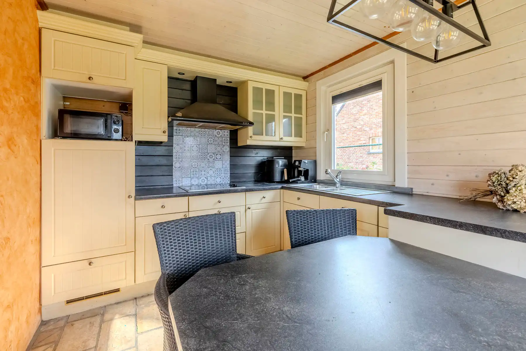 Instapklare open bebouwing met o.a. 3 slaapkamers in Bevel foto 10