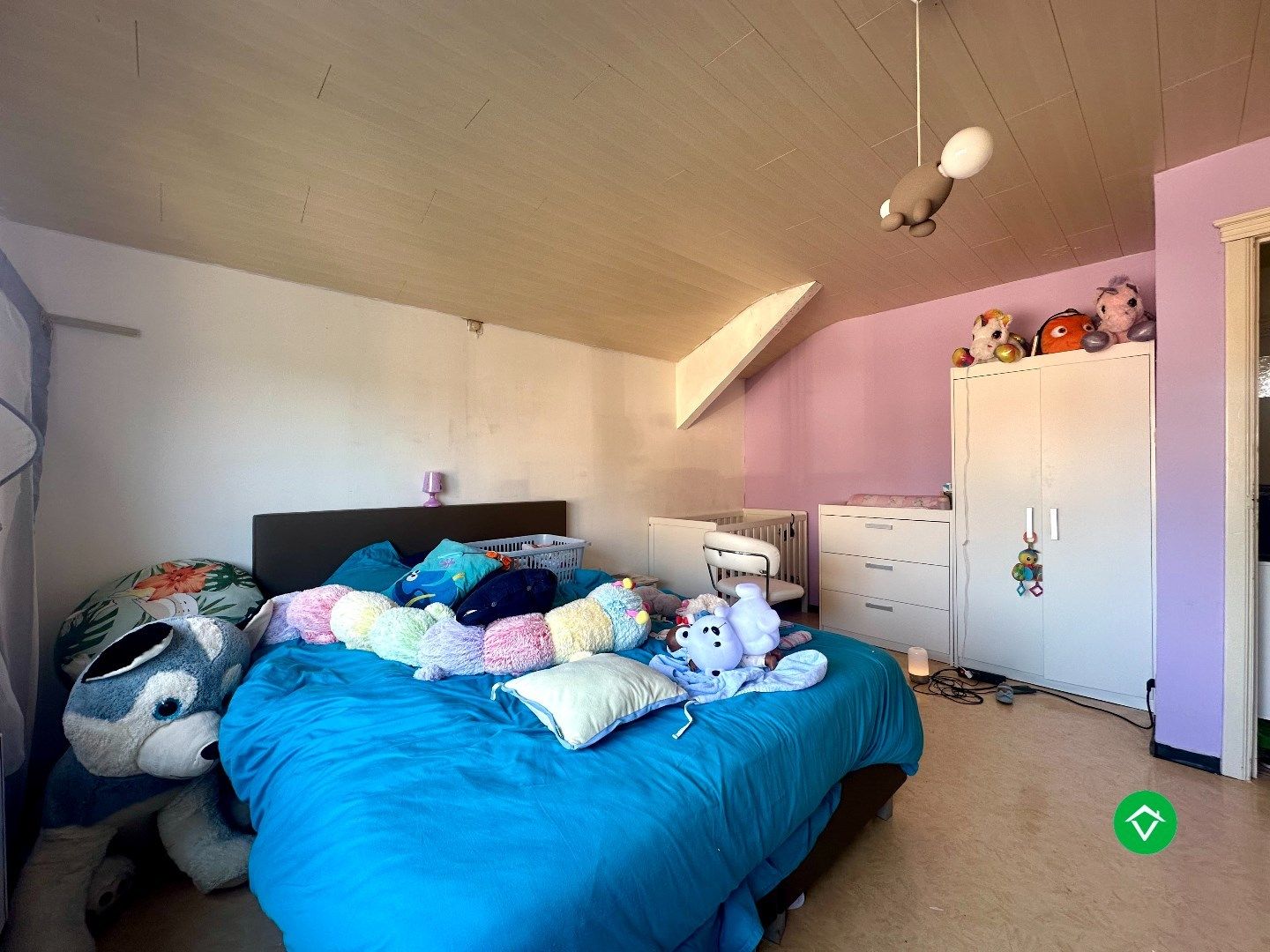 Ruime gezinswoning op perceel van 1126 m²  - tal van mogelijkheden! foto 16