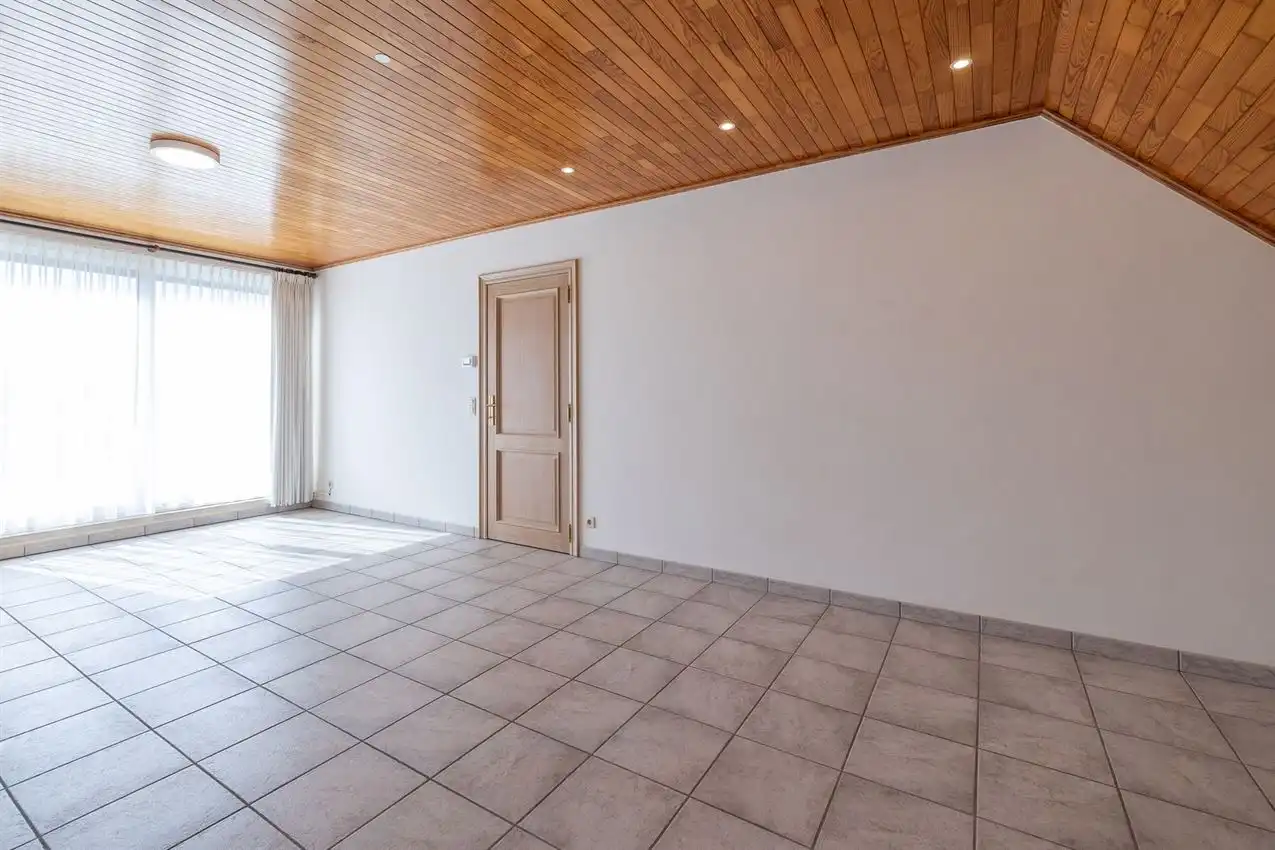 Appartement met ruim terras en garage in centrum foto 6