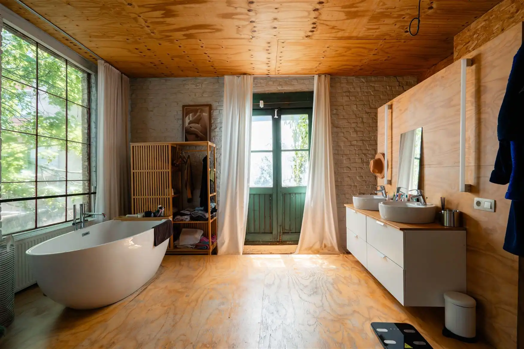 Eigenzinnige urban villa met stadstuin in hartje Gent foto 14