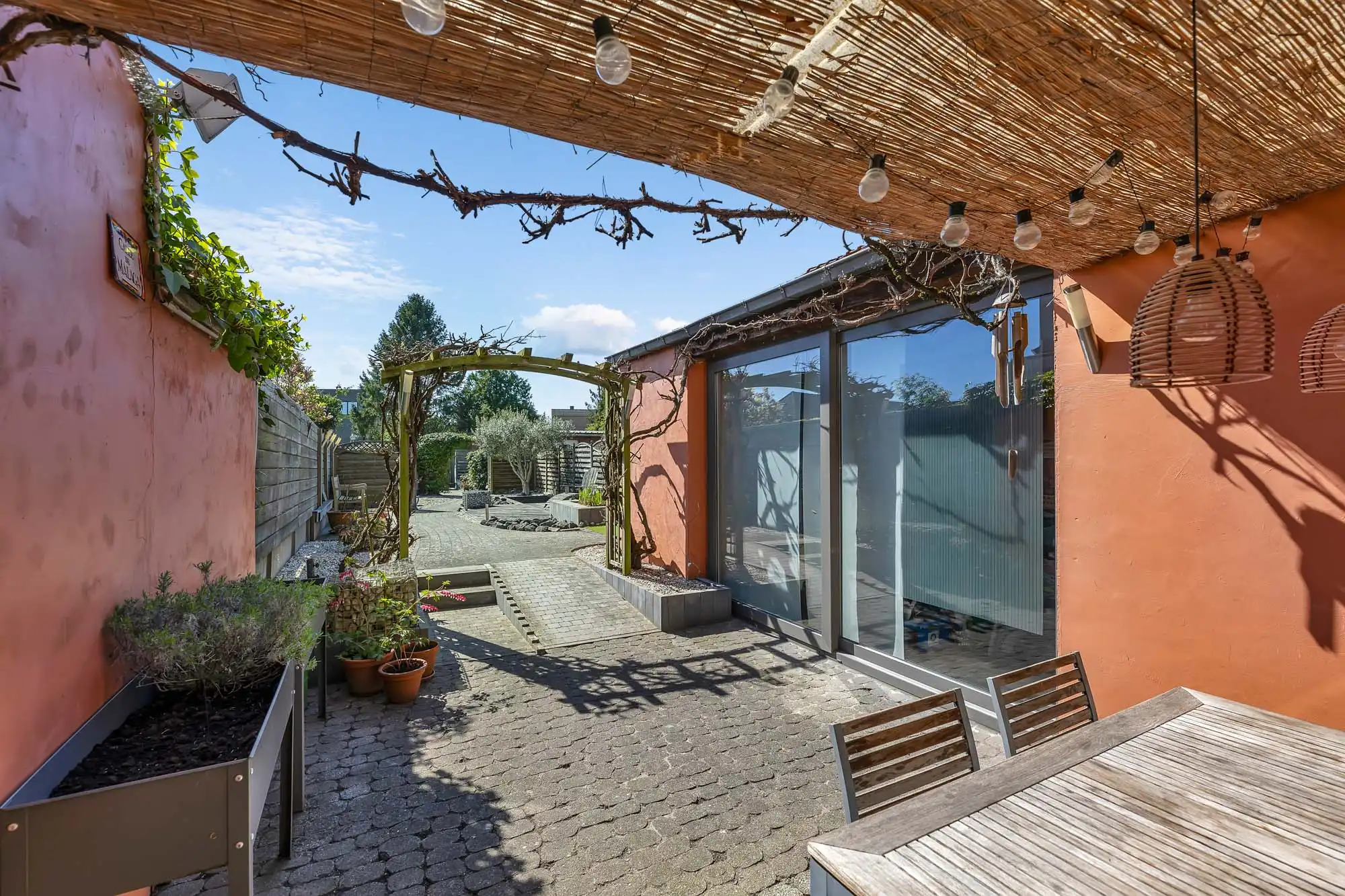 Prachtige woning met authentiek karakter foto 24