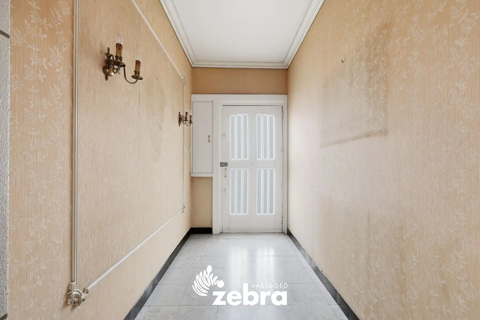 Woning met veel potentieel, 3 slaapkamers en ruime zolder in hartje Tielt! foto 8