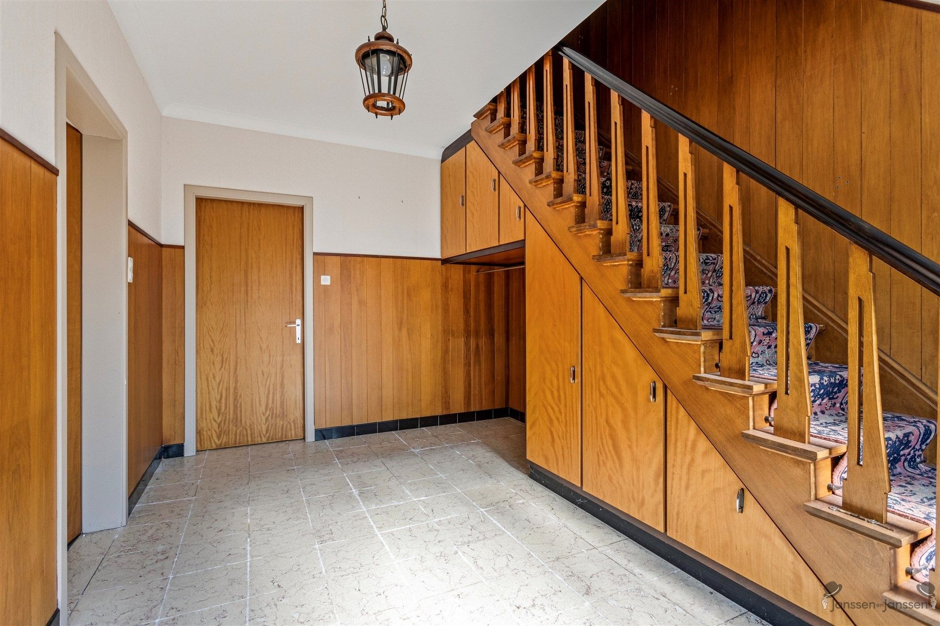 Karaktervolle woning met veel potentieel in het groene Sterrebos!  foto 15