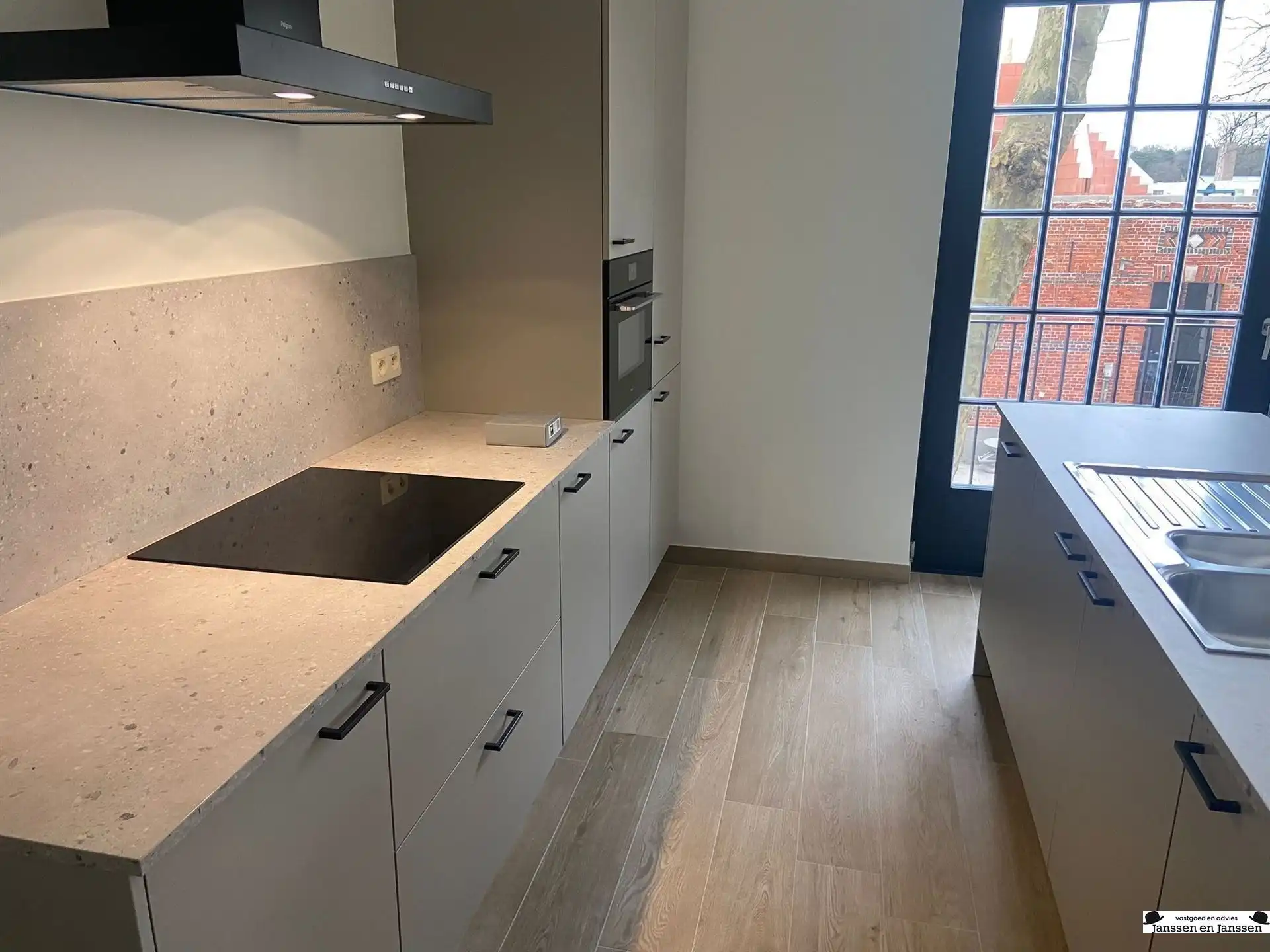 Stijlvol afgewerkt appartement met 2slpks en terras in het centrum van Gooreind (ca.100m²) foto 9