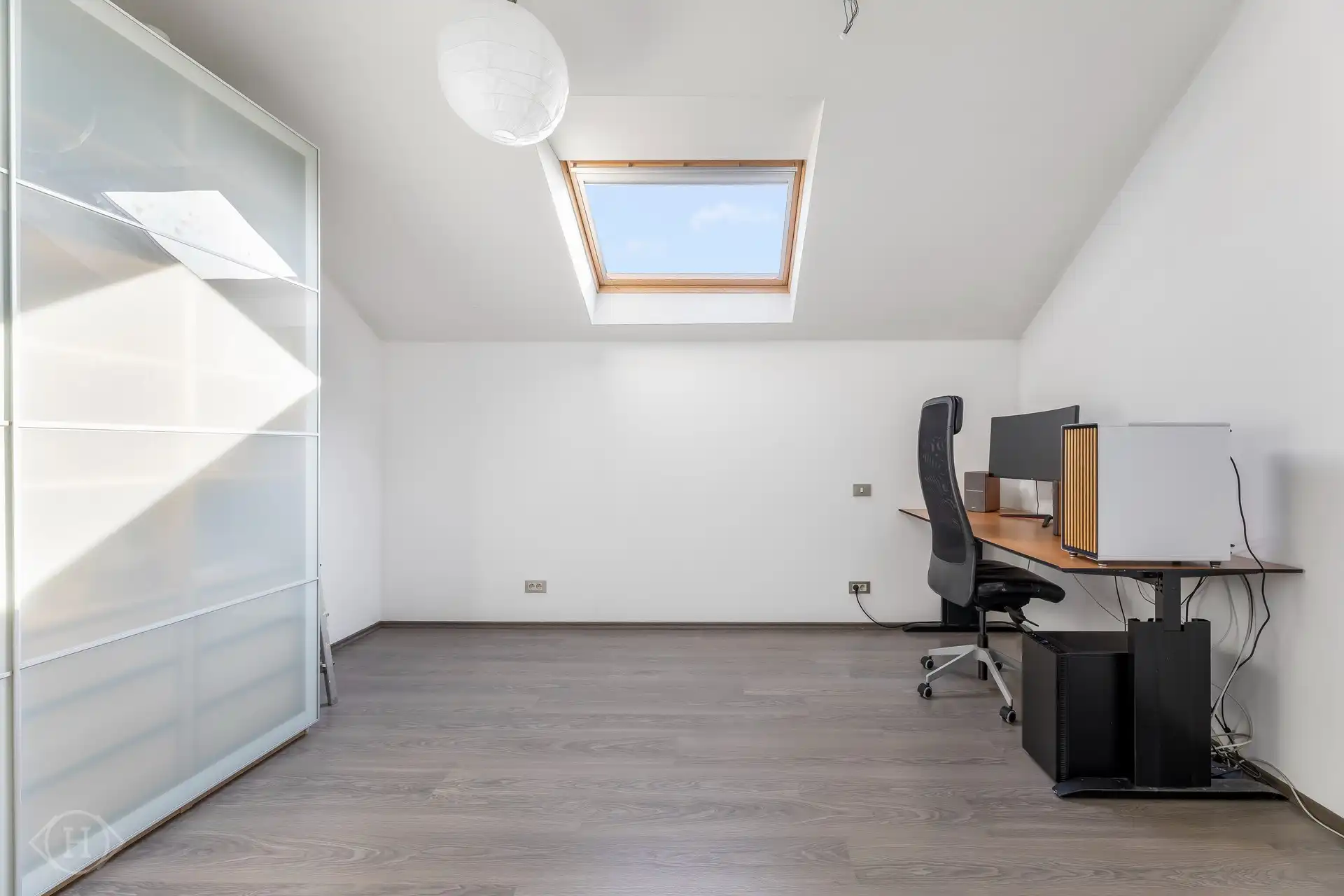Opbrengsteigendom: Ruim kantoor + duplexappartement foto 39