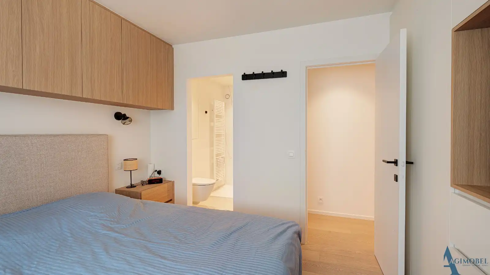 Exclusief  hoek appartement met frontaal zeezicht aan het Rubensplein. foto 14