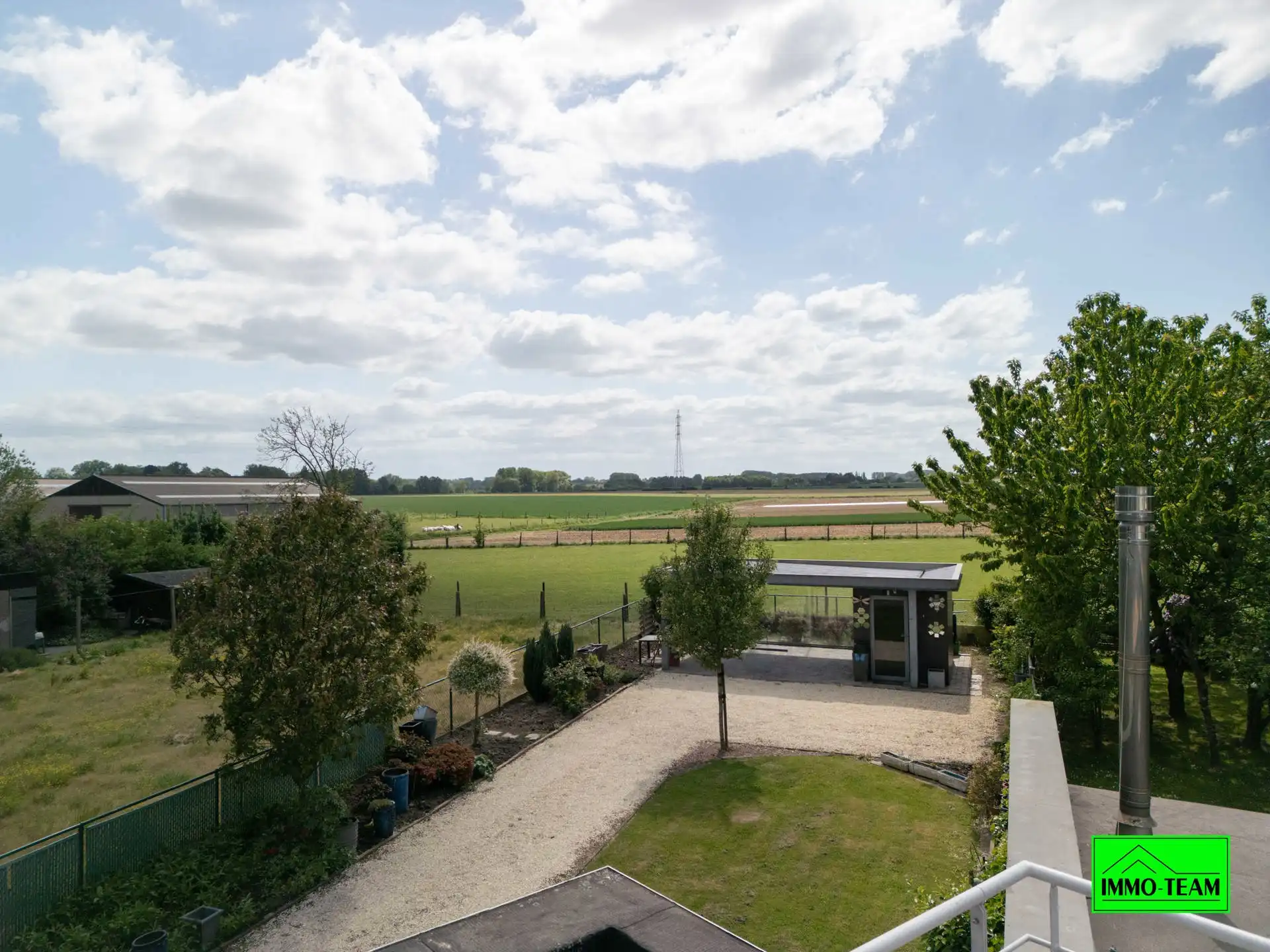 RUIME GEZINSWONING MET 5/6 SLPKS - 2BADK  foto 4