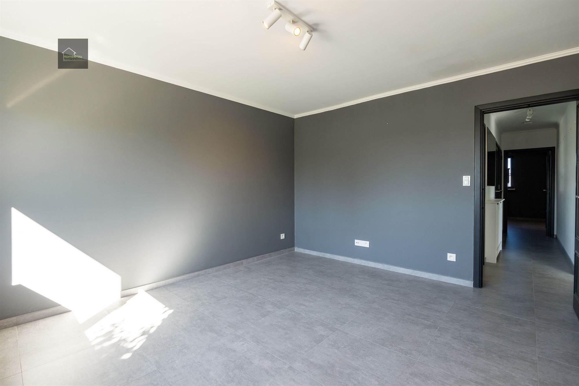 Zeer ruim en luxueus appartement op toplocatie foto 11