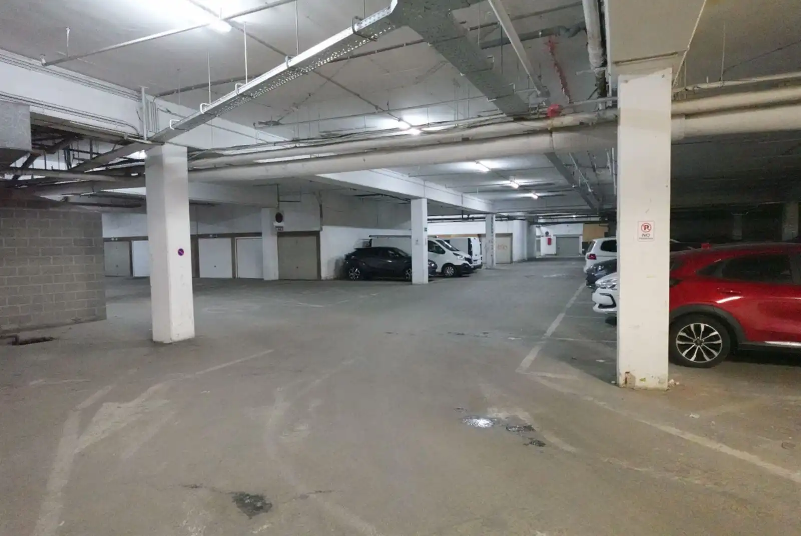 7 garages te koop in Anderlecht foto 4