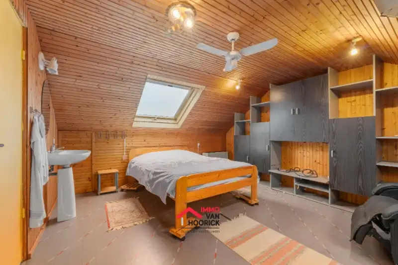 Instapklare woning OB - 4 slpkmrs - 810m² grondopp. foto 15