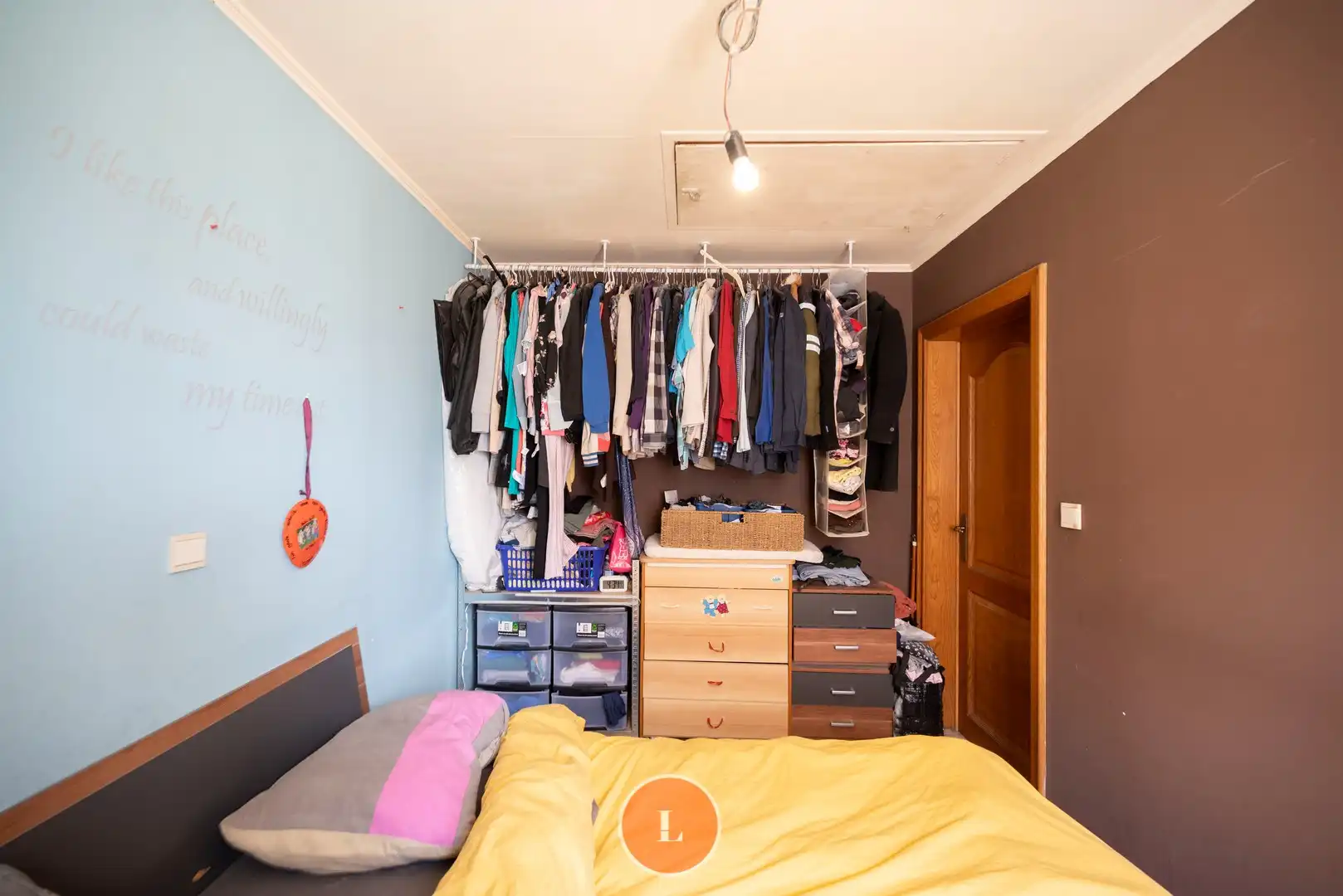 Bungalow met 2 slaapkamers, oprit en grote tuin foto 9