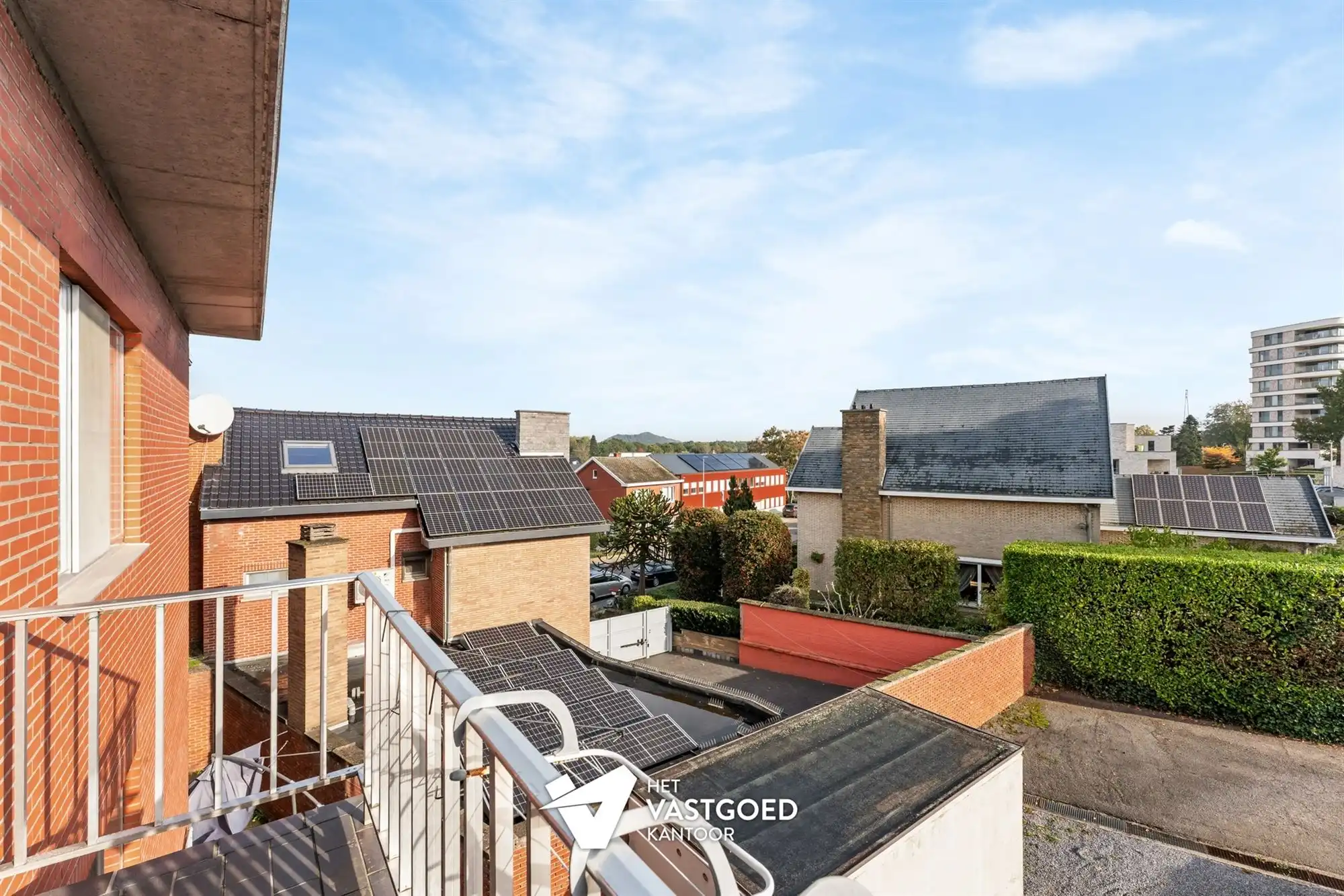 RUIM 2 SLAAPKAMER APPARTEMENT IN HARTJE BERINGEN CENTRUM foto 22