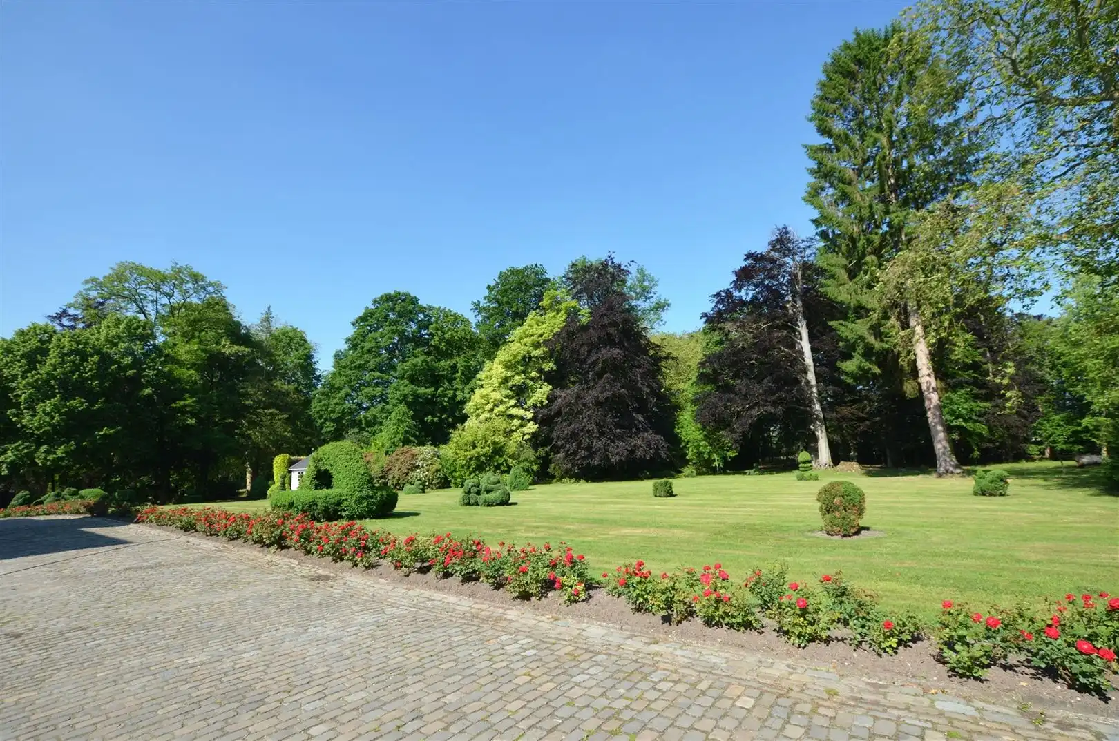 Uniek kasteeldomein op ±7ha nabij het centrum van Hasselt foto 5
