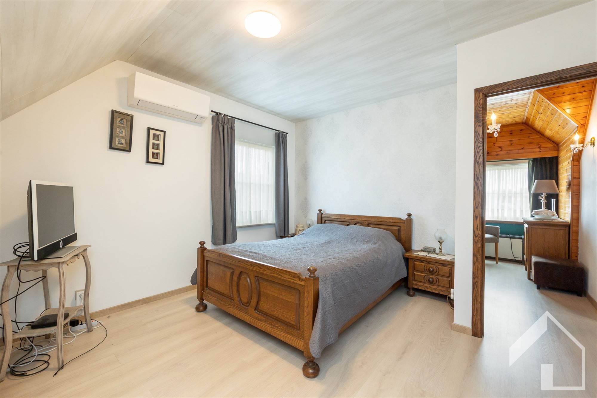 Vernieuwd en zeer energiezuinig landhuis! foto 14