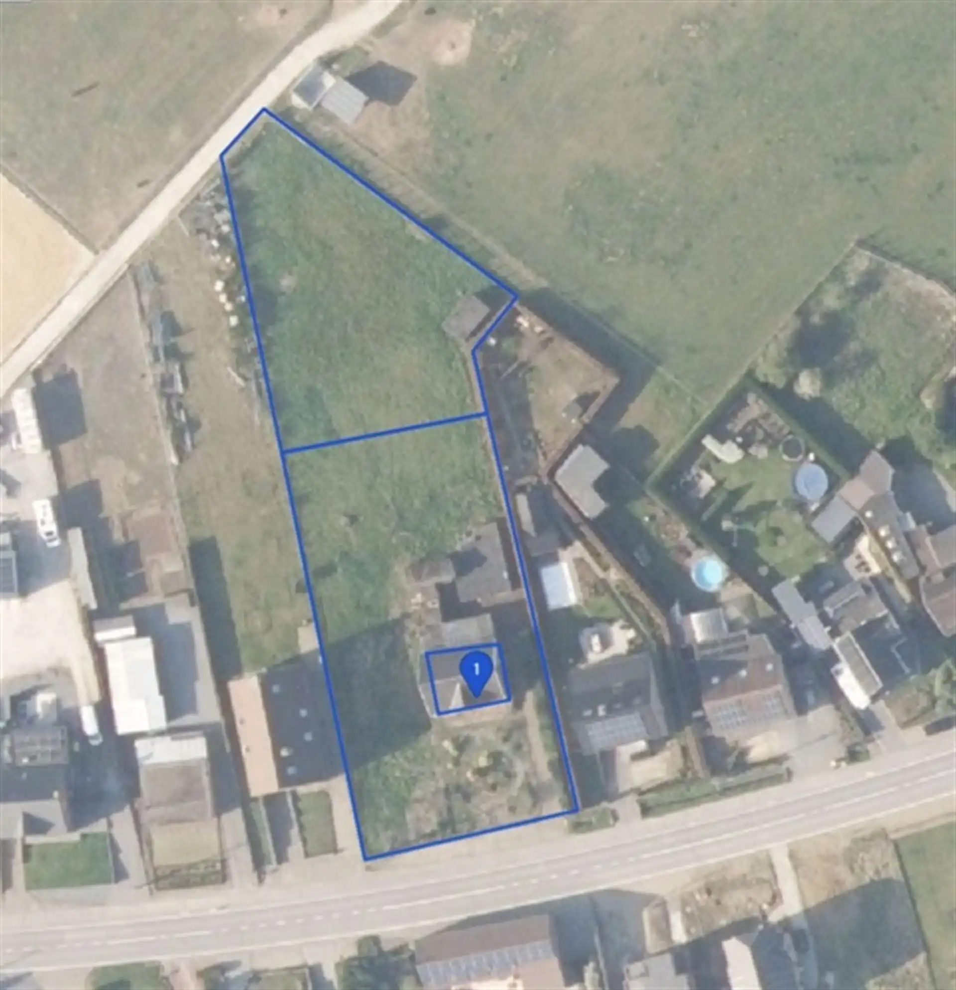 Zeer brede bouwgrond van 3135m² met potentieel tot verkaveling in twee bouwloten voor vrijstaande woningen foto 4