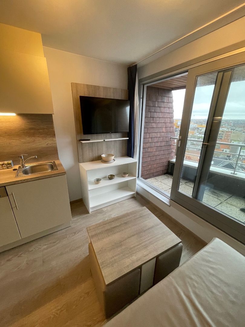 Prachtige suite op 10m van de zee te Blankenberge! foto 8