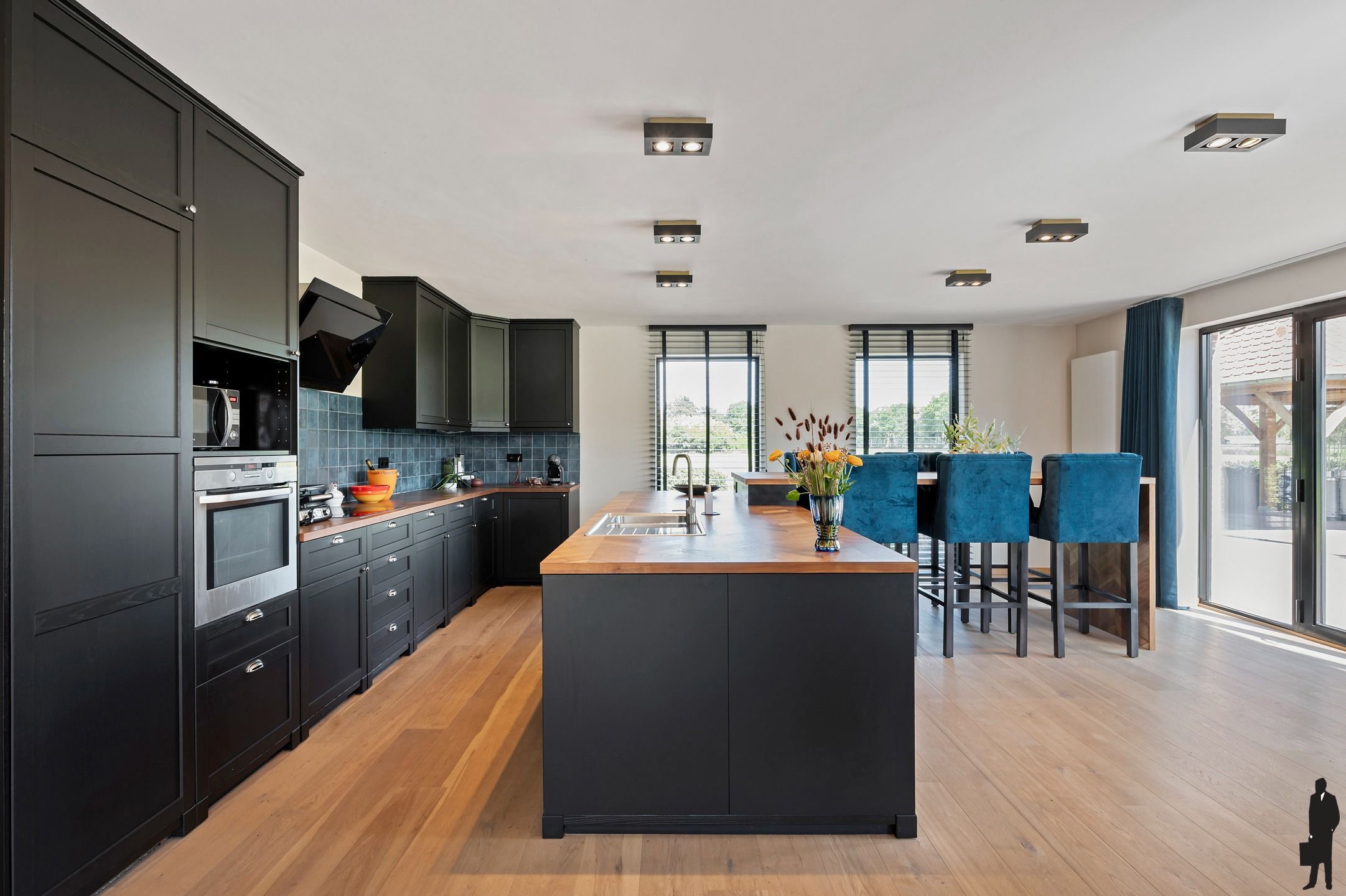 Charmante, volledig gerenoveerde villa  foto 10