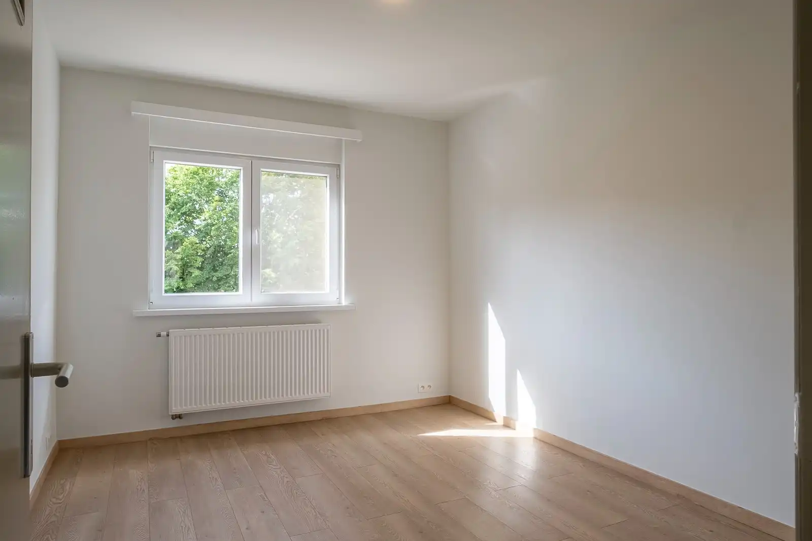 Gerenoveerd appartement met garagebox foto 12