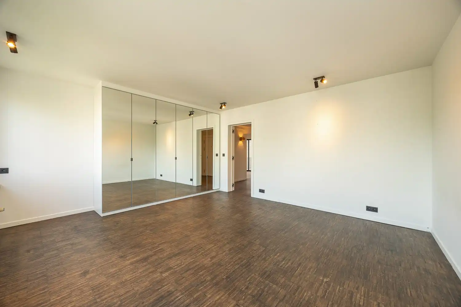 Luxueus en energiezuinig hoekappartement (260m²) op de 6de verdieping met prachtig uitzicht op het Stadspark foto 20