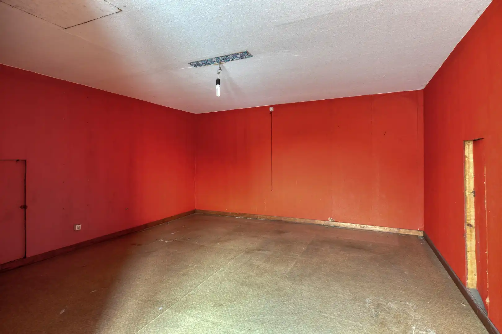 Hoeve met binnenkoer, stallen en tuin in landelijke dorpsligging te Nerem foto 19