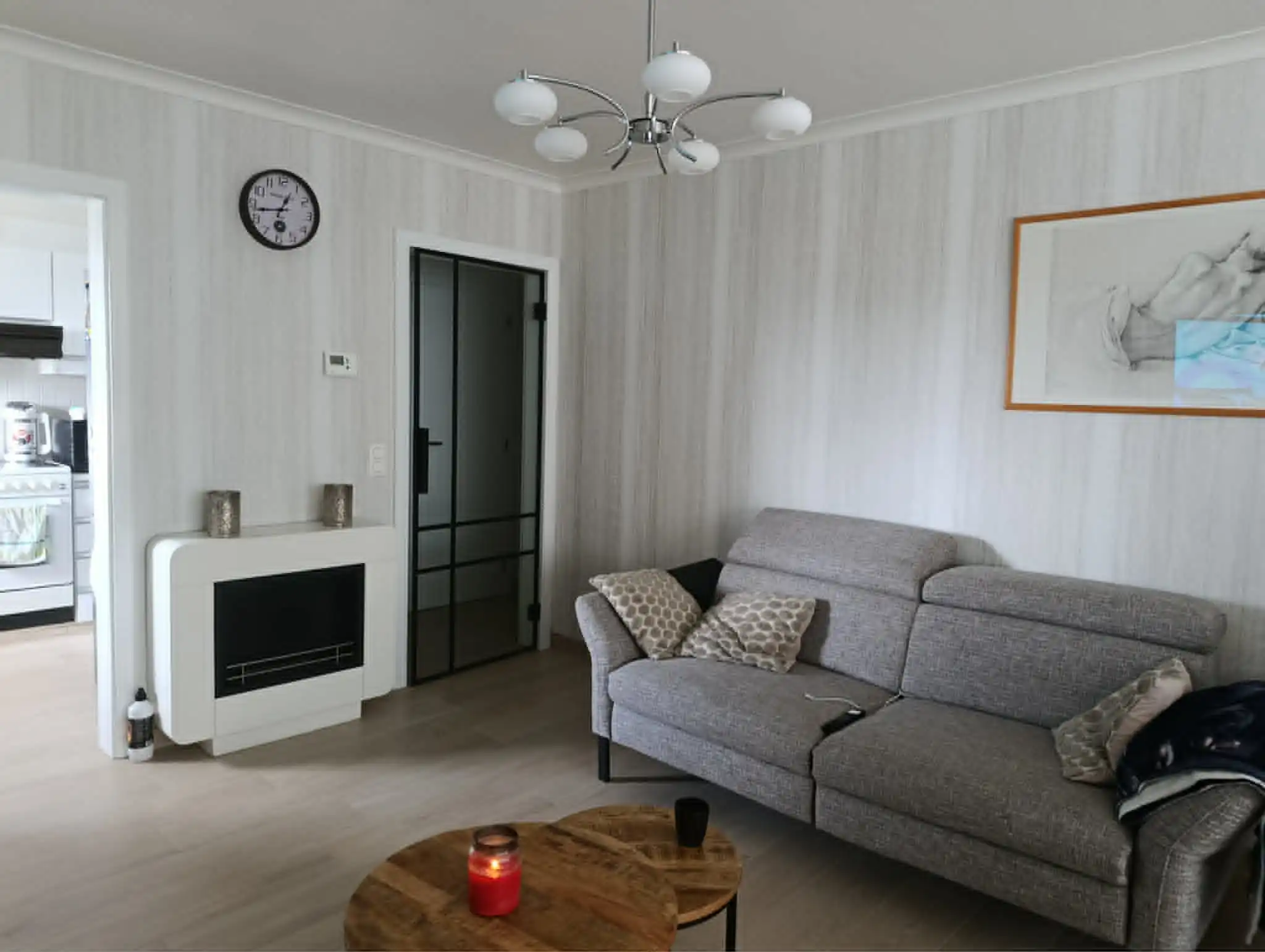 instapklaar appartement  foto {{pictureIndex}}