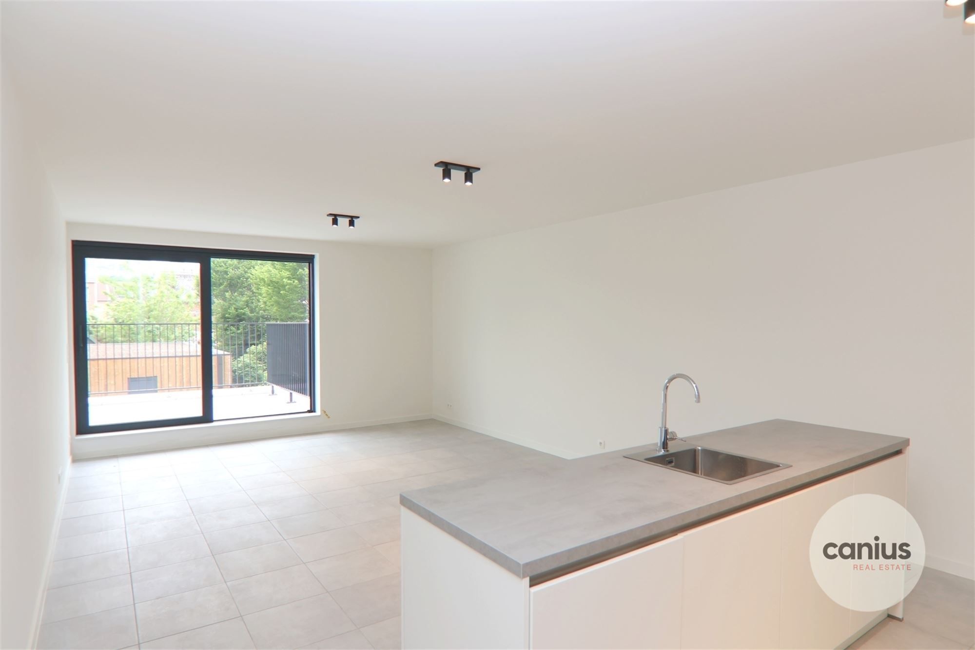 NIEUWBOUWAPP. IN HARTJE HASSELT MET 1 SLK + TERRAS & PARKING foto 4