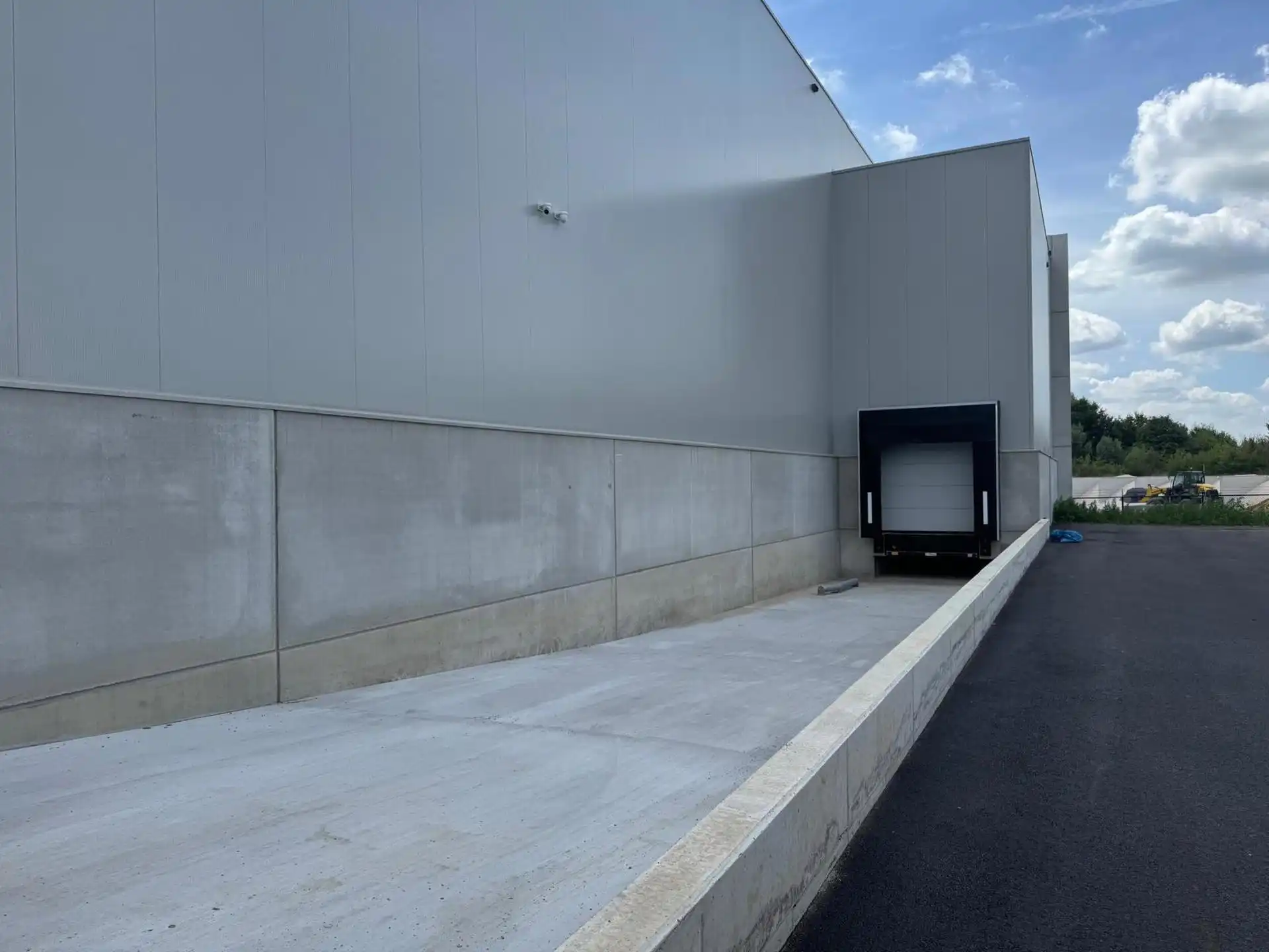 Duffel: Moderne kantoren van 560m² met 1.500m² magazijn foto 14
