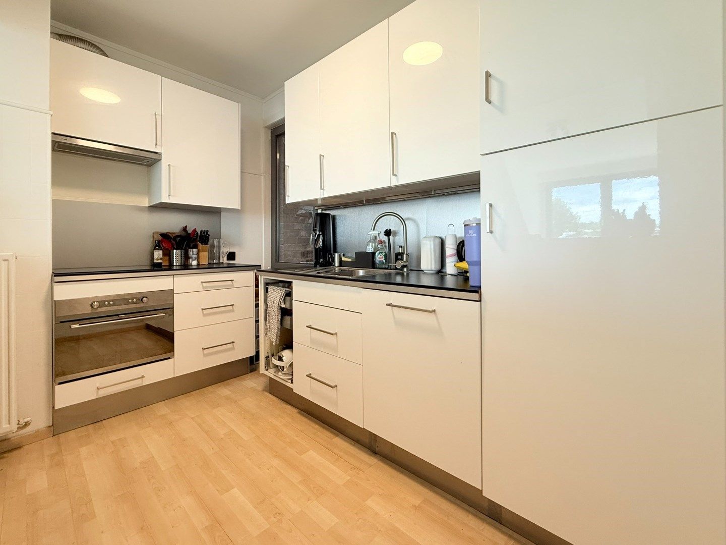 Lichtrijk appartement op de hoogste verdieping met twee slaapkamers foto 6