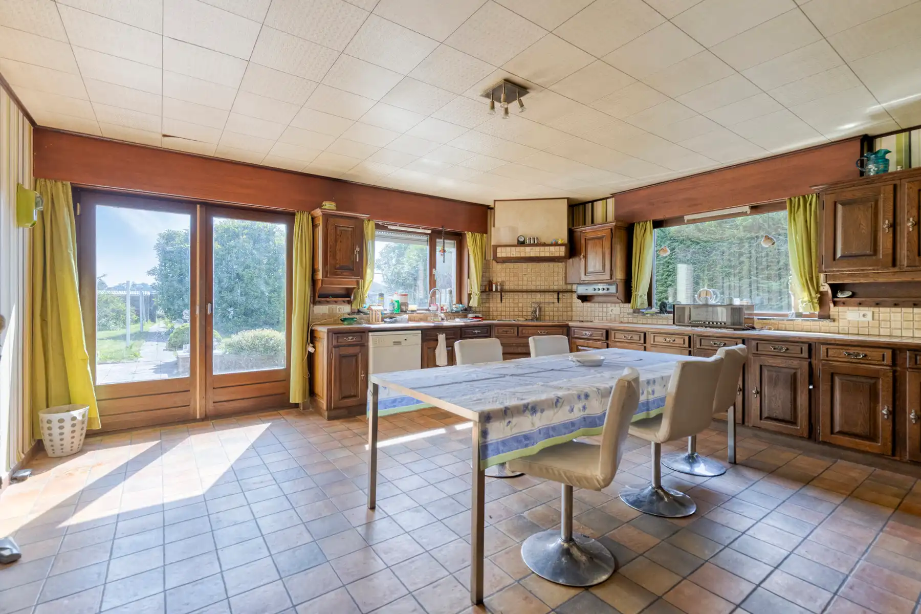 Ruime open bebouwing met tal van mogelijkheden - 208 m² foto 6