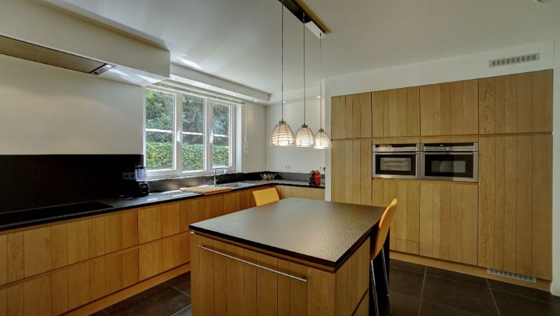 Instapklare villa van 265m² in pastorale stijl op 11 are 93 ca met mooie tuin foto 10