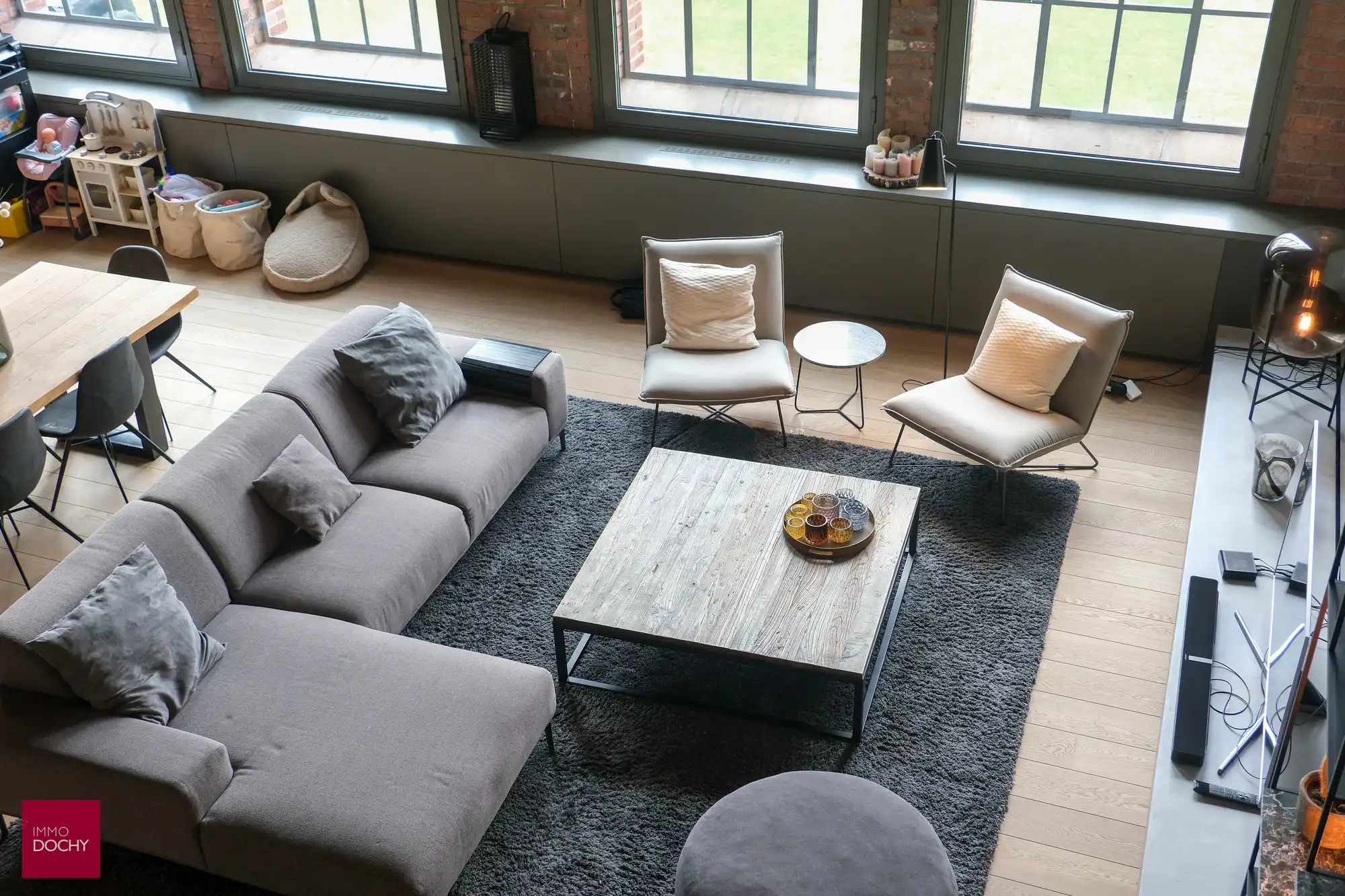 Sfeervolle ruime loft met frontaal zicht op het Kanaal - Spinnerijkaai foto 24