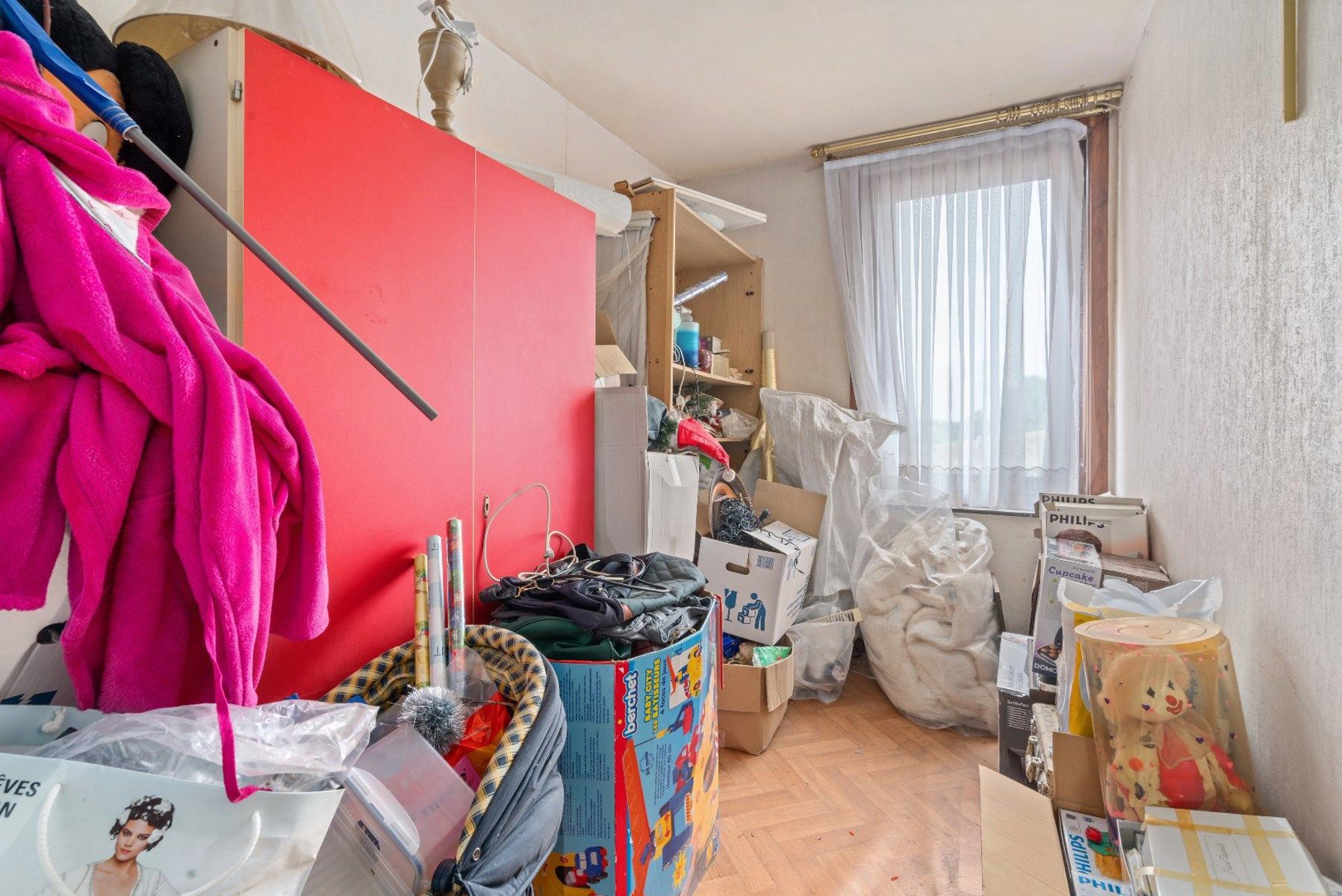 Loods met te renoveren woning foto 10