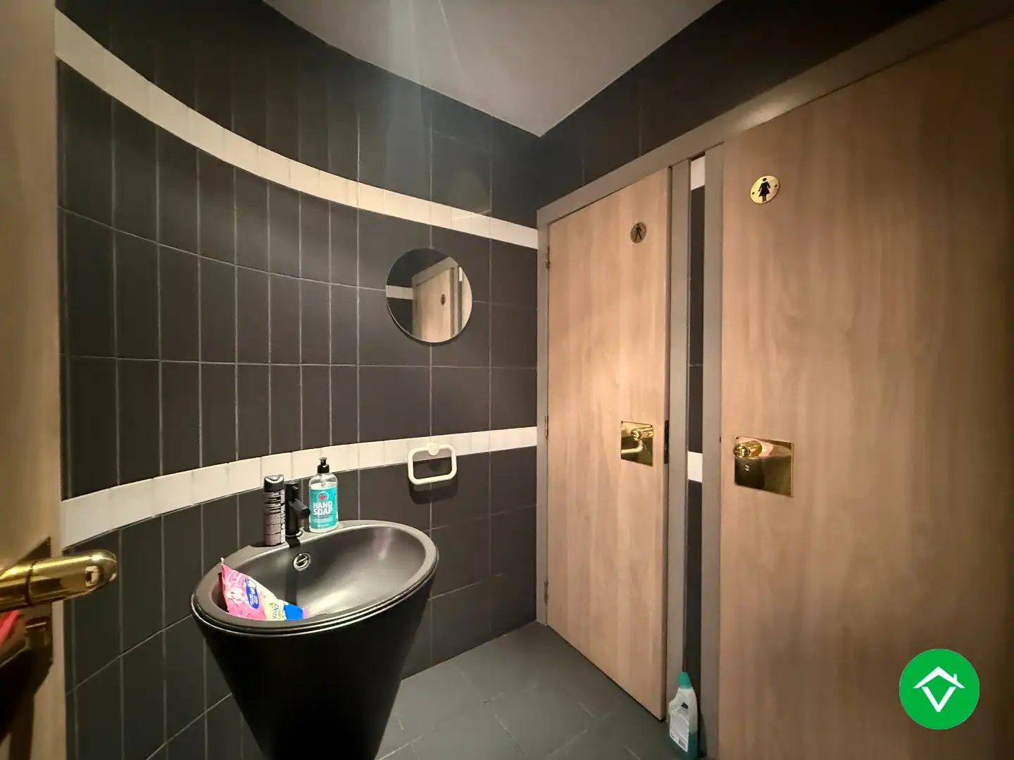 Commercieel gelegen handelspand te Roeselare  foto 16