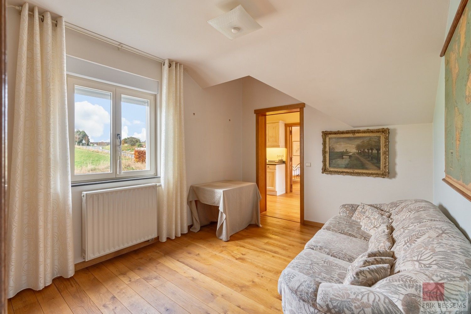 Landhuis met vrij uitzicht,  5 slaapkamers, 2 badkamers, woonkamer, eetkamer/keuken. Woonopp. 277m2 gebruiksopp. 441m2, Perceelopp. 4170m2 foto 32