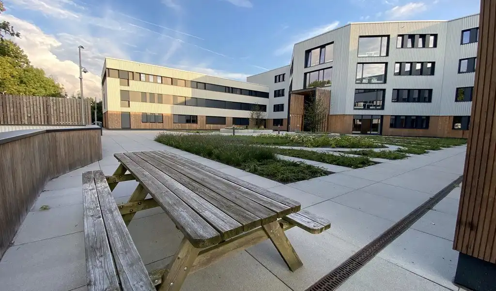Volledig vernieuwde kantoren te huur op toplocatie in Zwijnaarde foto 24