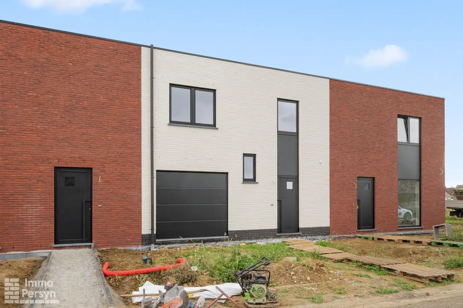 Moderne, energiezuinige gesloten nieuwbouwwoning foto 19