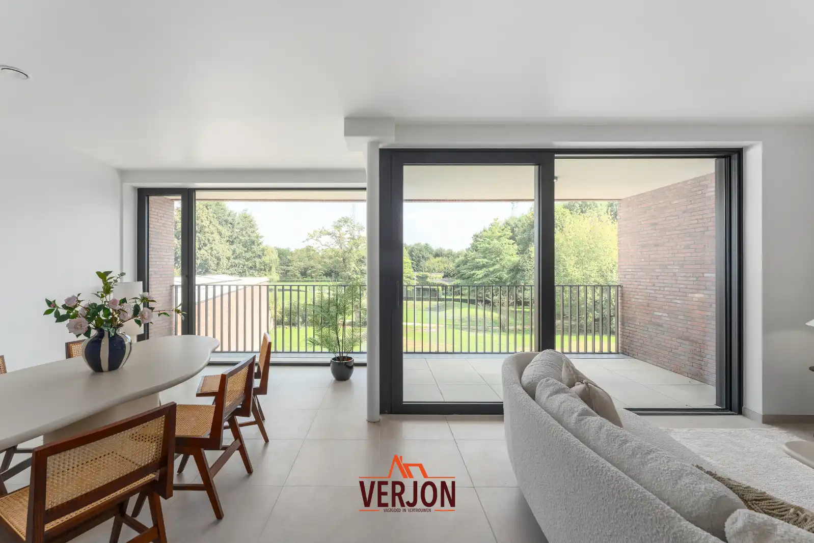 Residentie Parkzicht II – Stijlvol wonen met twee terrassen aan het Volkspark foto 2