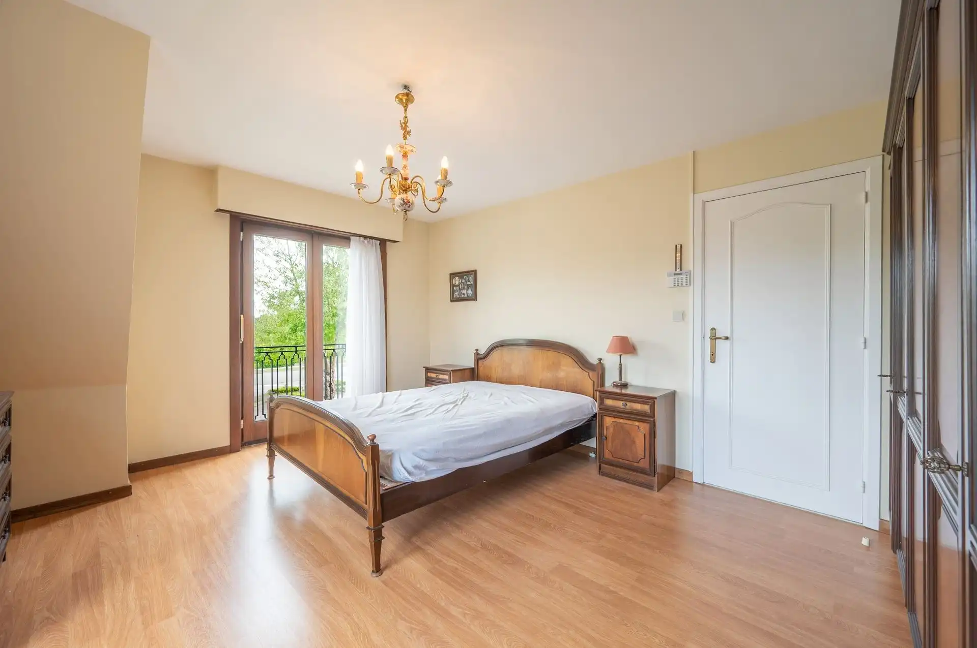 Exclusieve villa in een gegeerde residentiële wijk foto 24