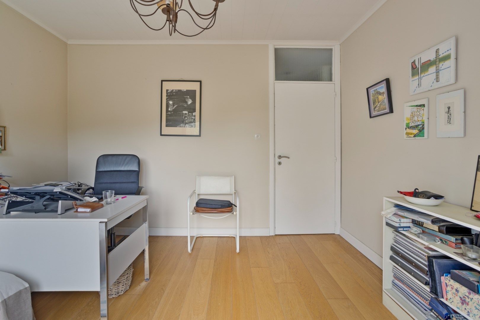 Moderne bungalow in het groen met twee slaapkamers foto 18