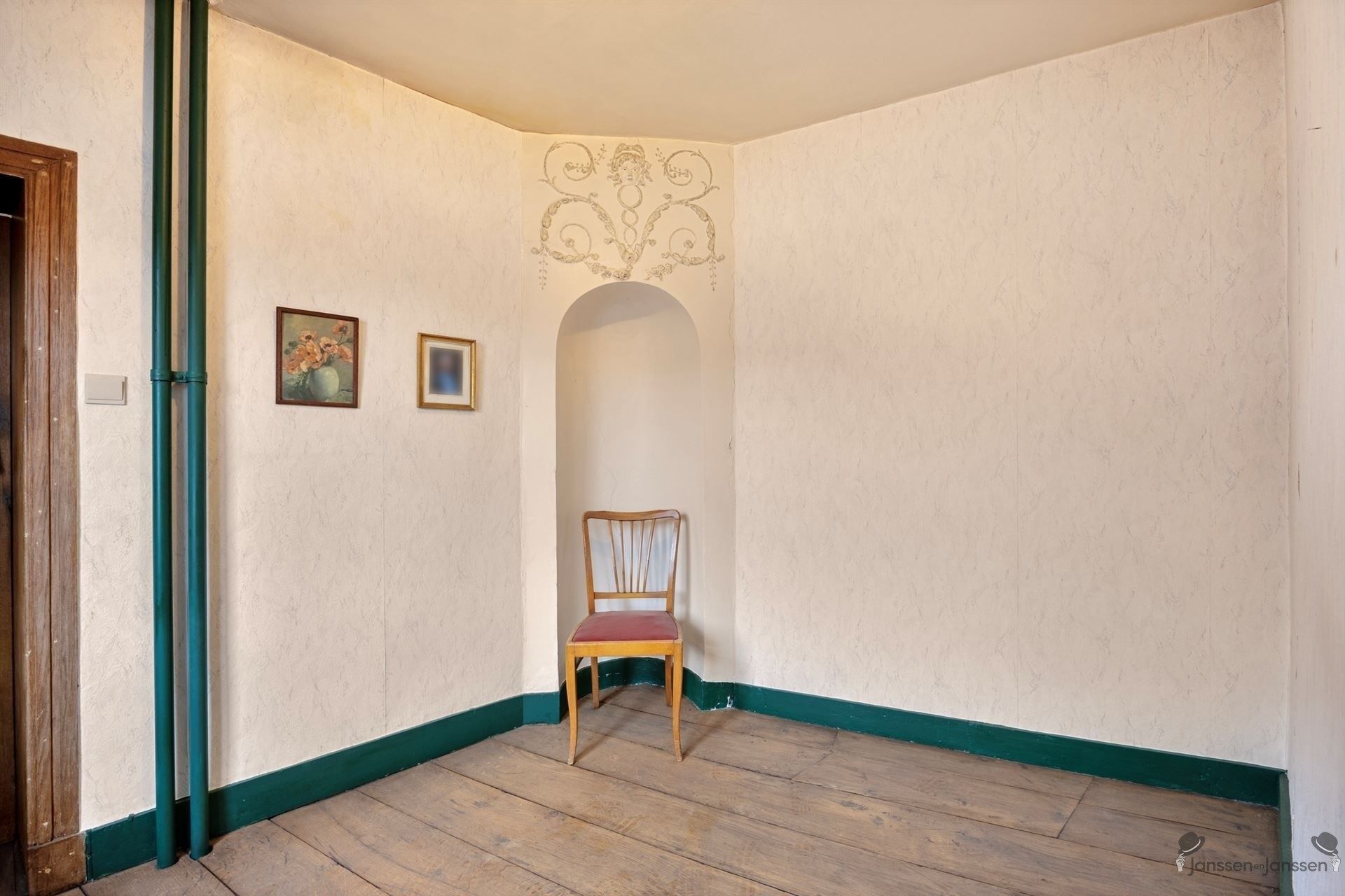 Voormalig kanunnikenhuis met achterliggend perceel. foto 15