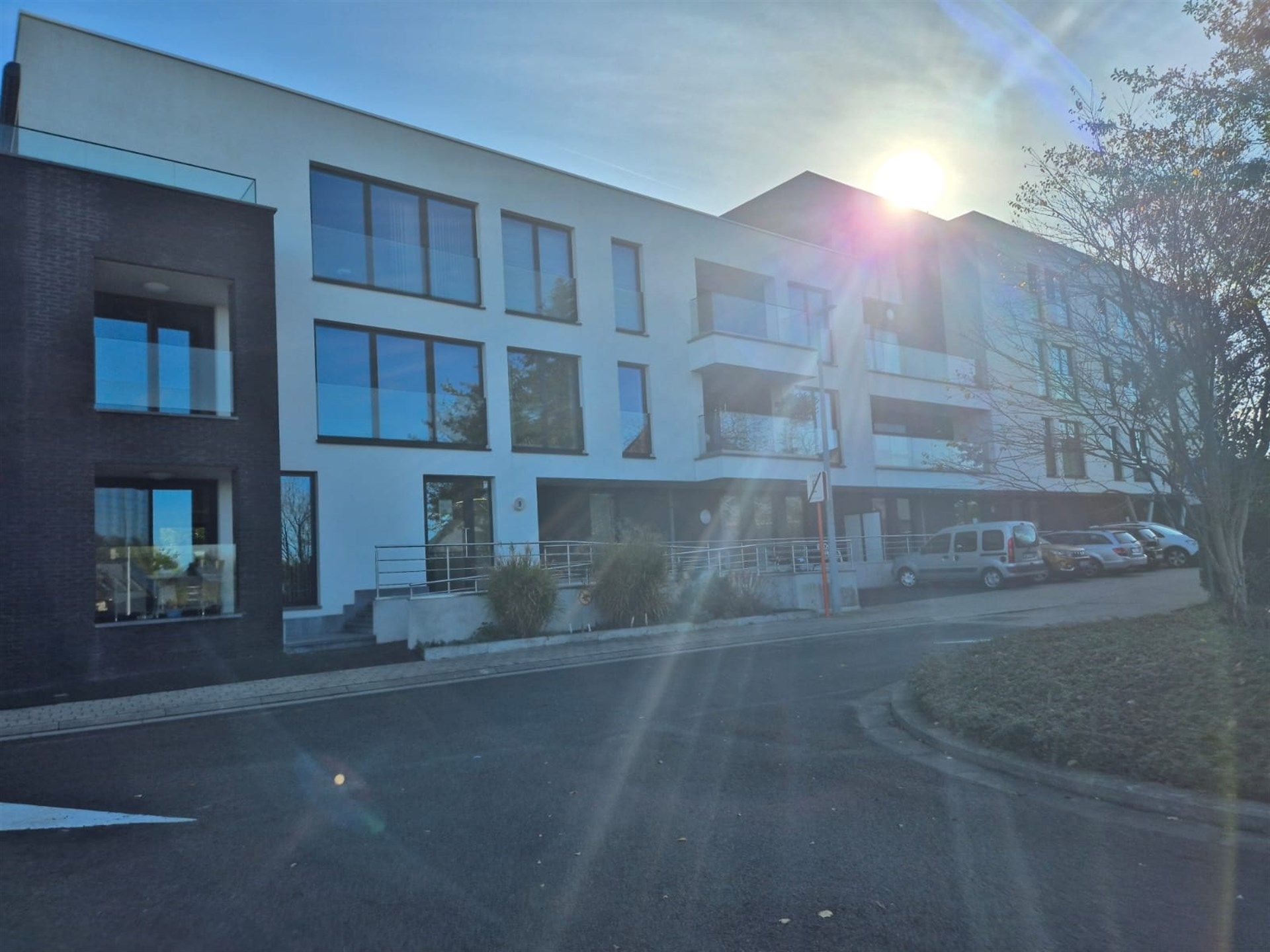 Rijkelijk uitgerust appartement met 2 slaapkamers en terras foto 22