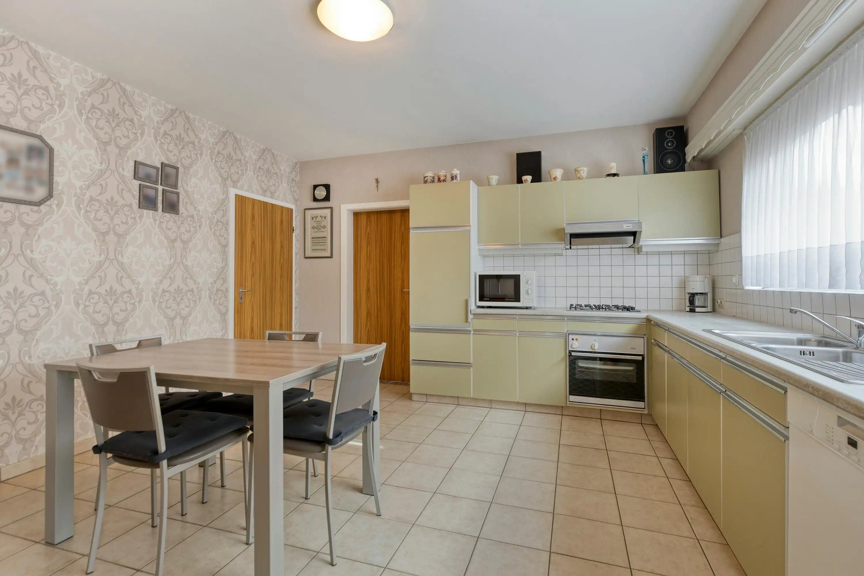 Huis met 4 slaapkamers en grote tuin te koop in Wuustwezel! foto 15