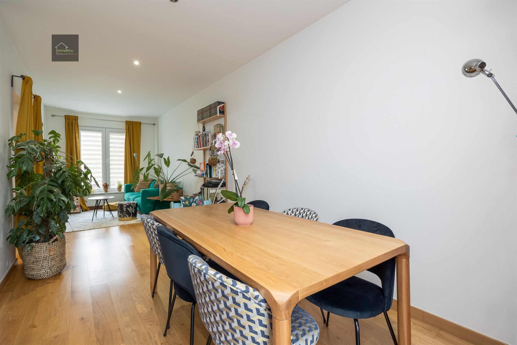 Instapklare woning met garage, oprit en stadstuin in hartje Deurne foto 18