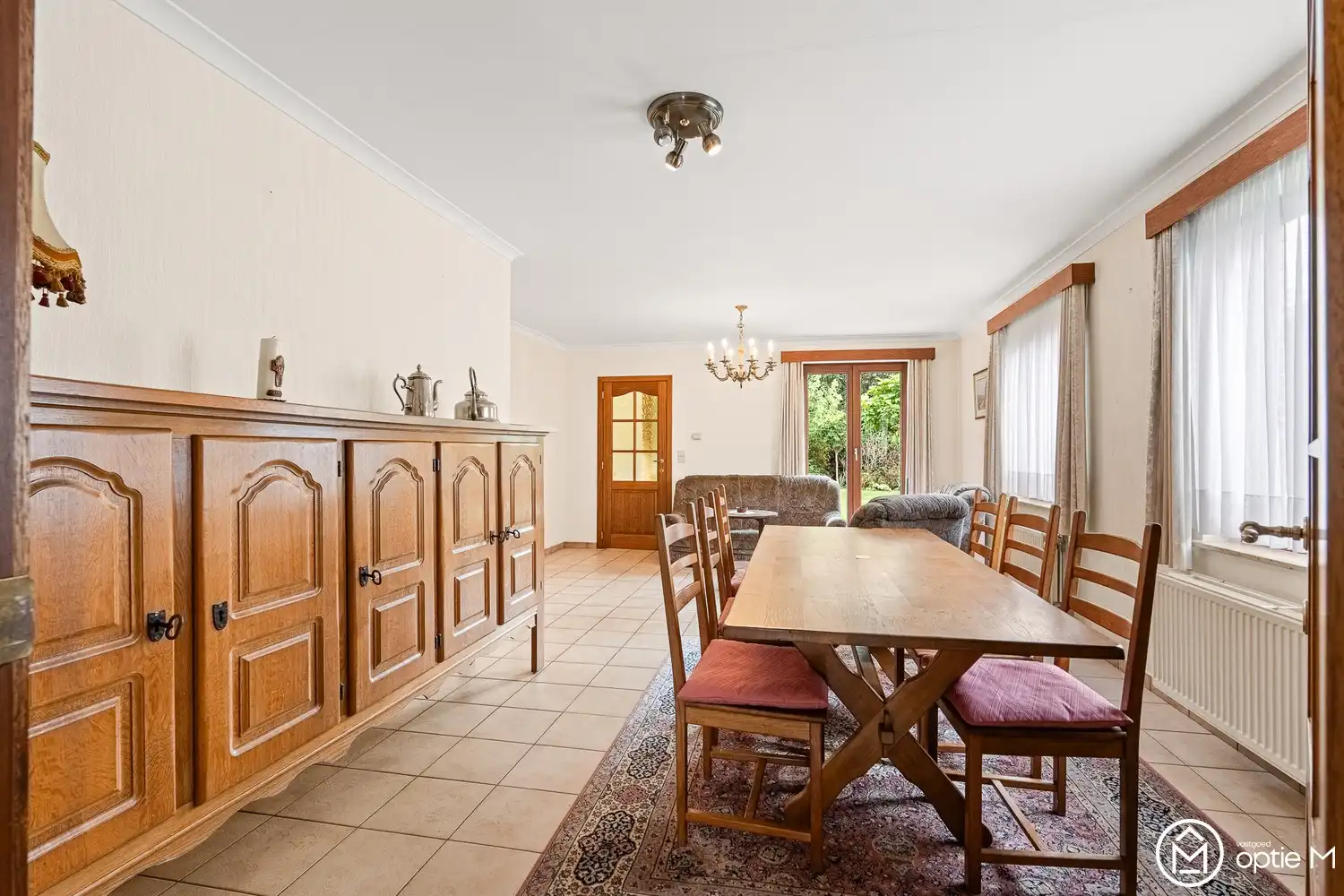 Ruime woning met tuin te koop op een toplocatie in Hasselt foto 3