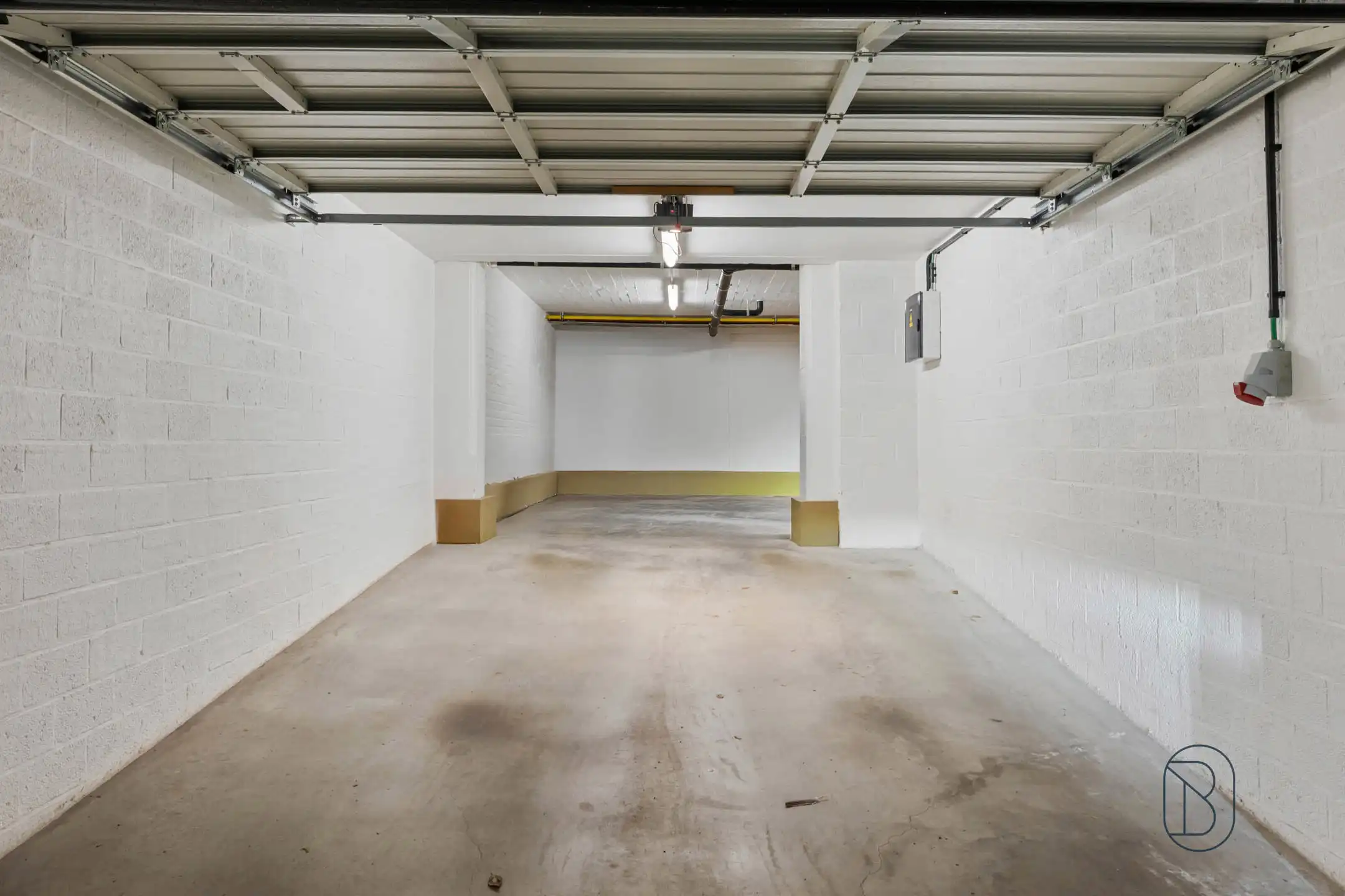 Topgelegen lichtrijke penthouse met prachtig terras foto 26